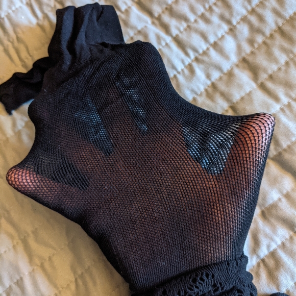 *SOLD OUT*Black Floral Fishnet Suspender Garter Thigh High Stockings Lingerie - Picture 6 of 7